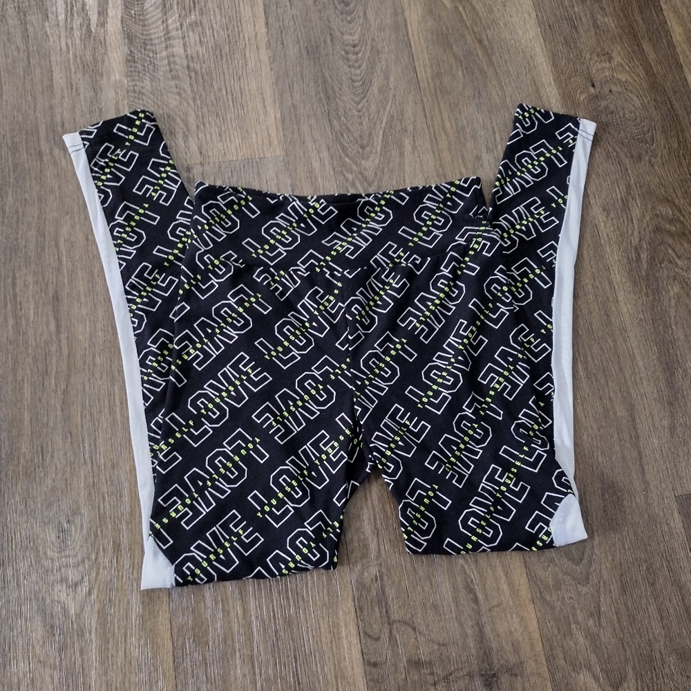 No boundaries leggings size Medium